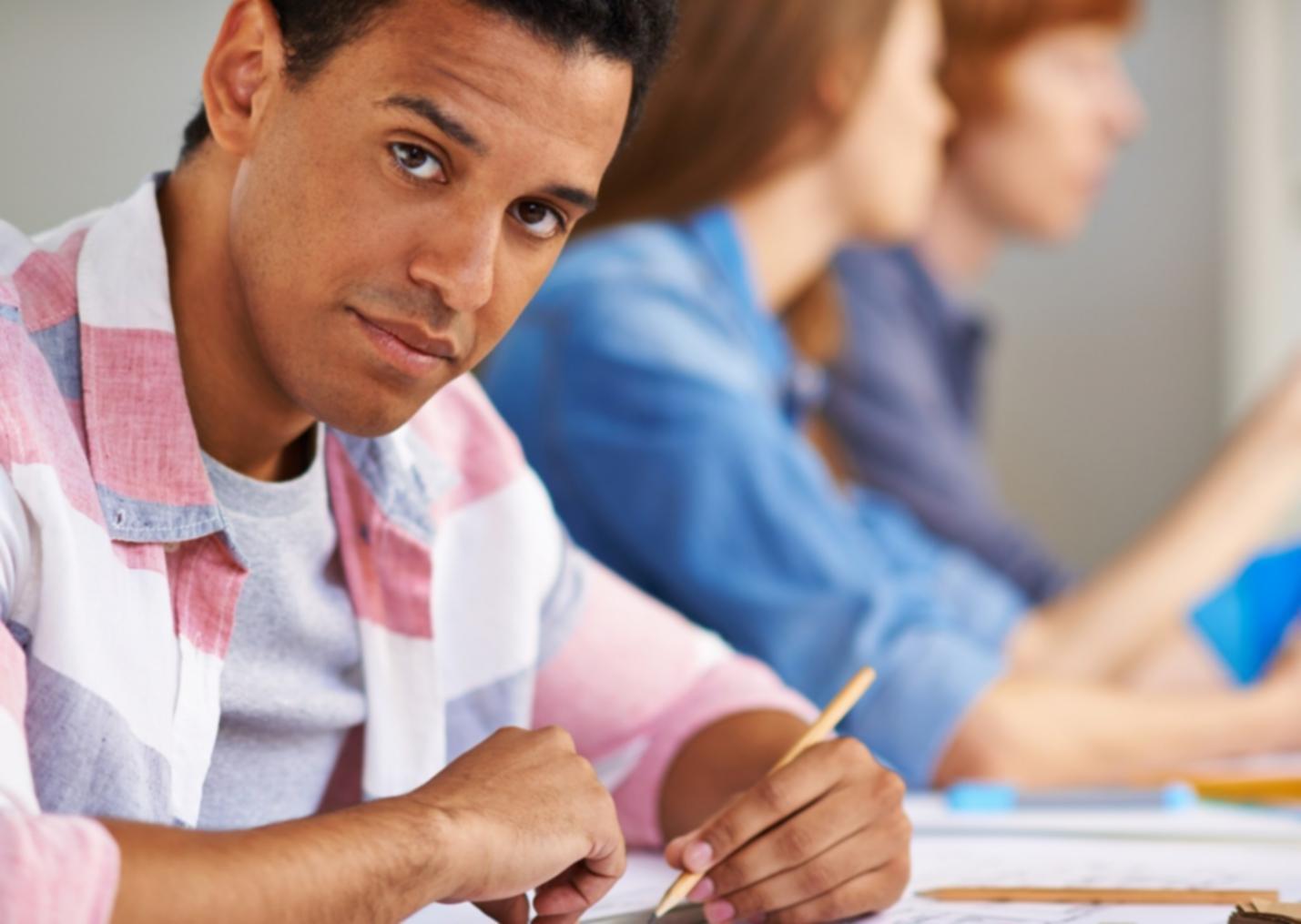 Empreendedores trabalhando em startup